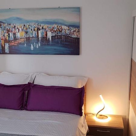 Salsa Split - Cozy Apartment Екстериор снимка